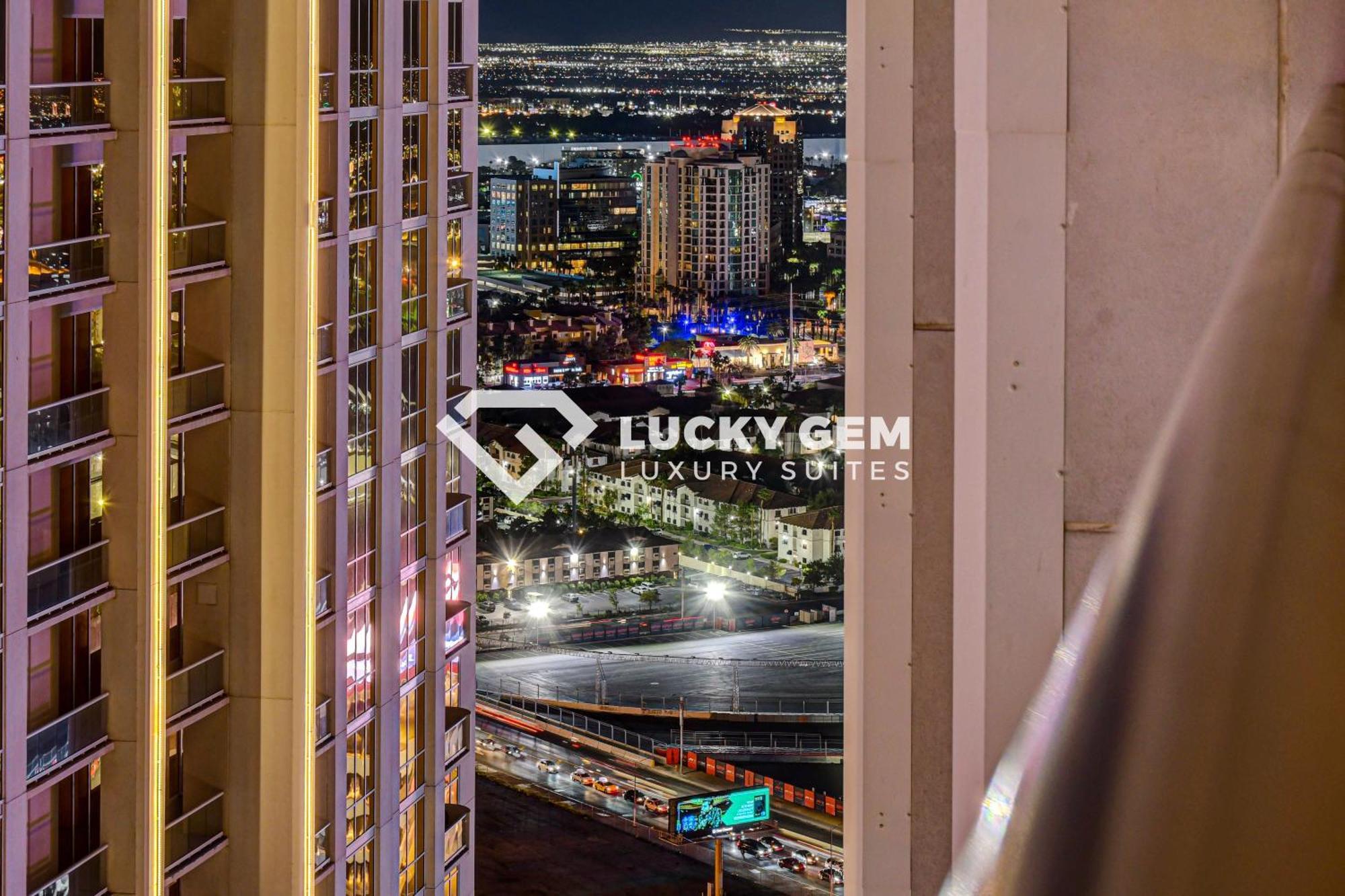 Lucky Gem Penthouse & Luxury Suites At Signature Resort, Balcony Strip View 3505 Λας Βέγκας Εξωτερικό φωτογραφία